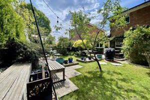 Photo 30- click for photo gallery